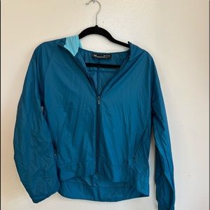 Under armor wind breaker
